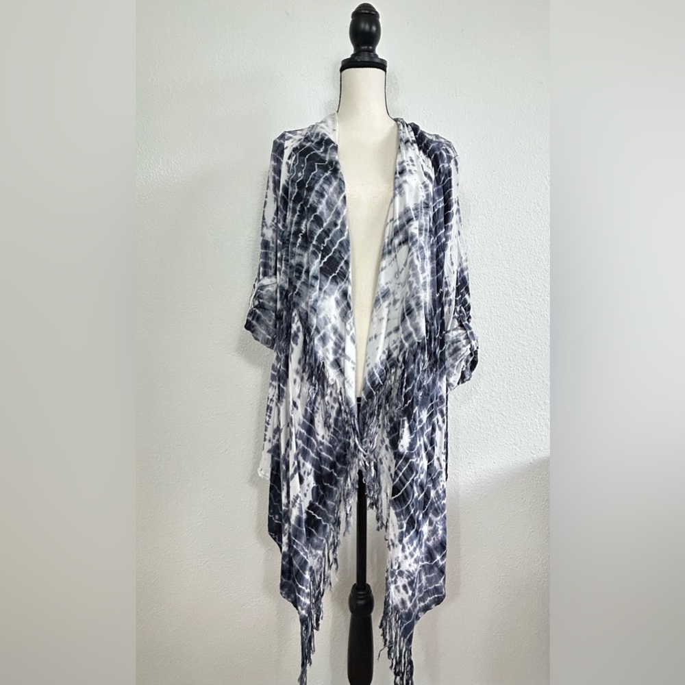 KNOX ROSE Sz M FRINGE Tie Dye HI-LOW Duster ROLL TAB SLEEVE SLATE BLUE/WHITE